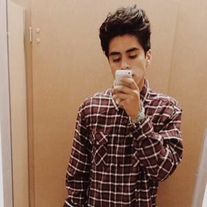 Meet your Posher, Erick